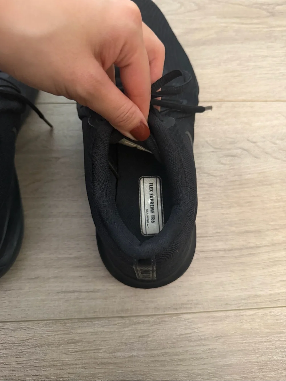 Nike Flex Supreme TR6 Women’s Athletic Sneakers